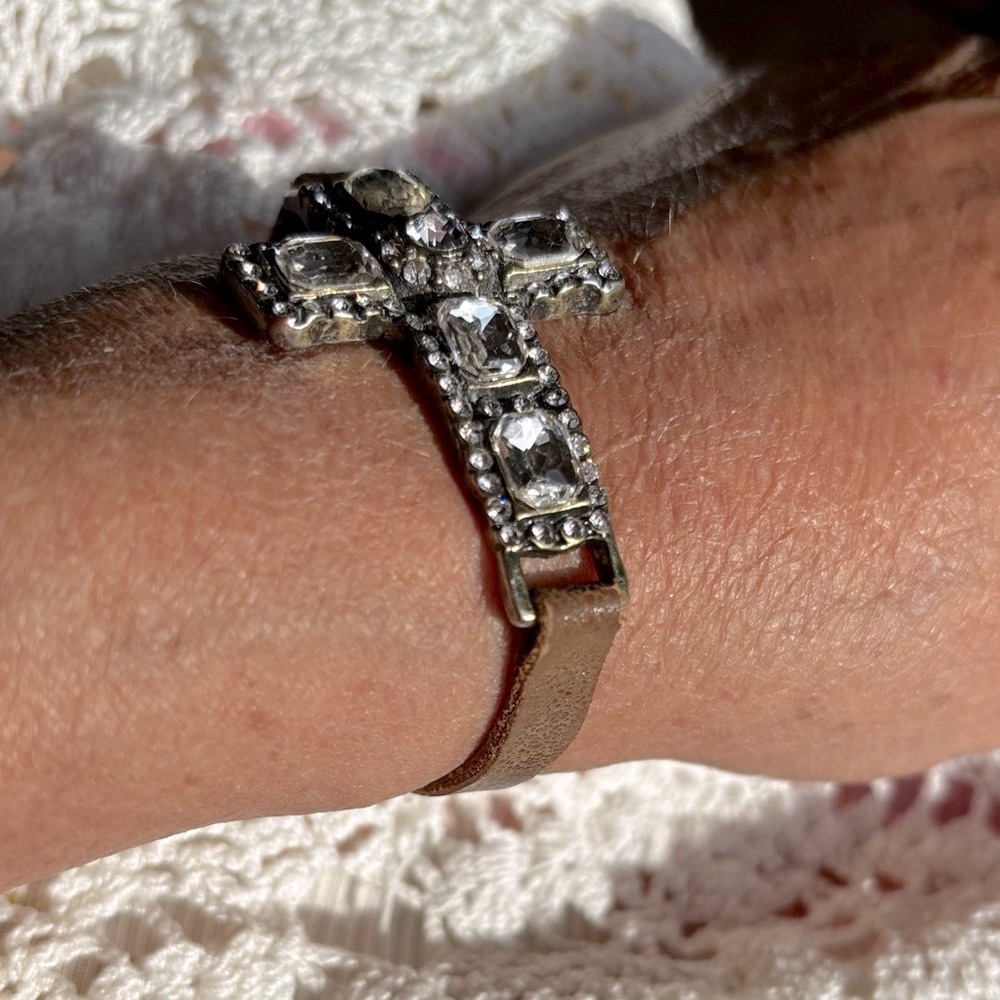 Silver Rhinestone Cross Bracelet - Picture 4 of 13